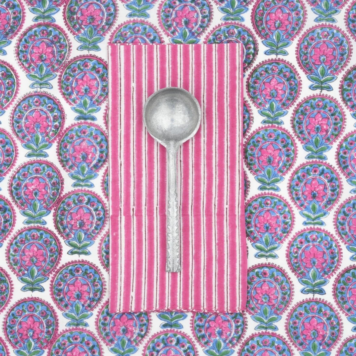 Serviette de table, Suzette à table - Lila Carmine