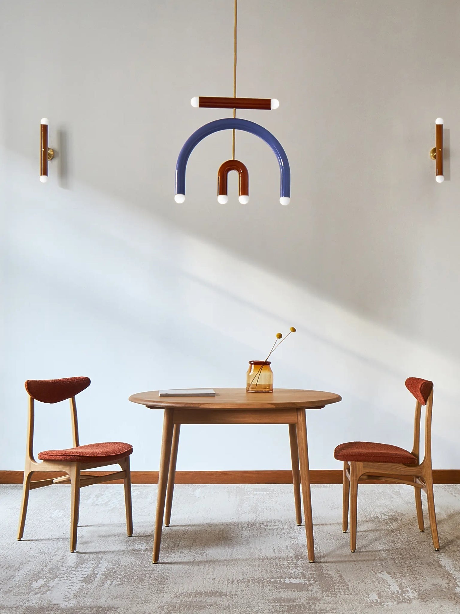 366 Concept, Table ronde - Fox 110