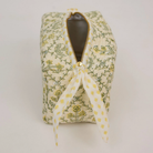 Paper Mirchi, Trousse de toilette - Treillis floral crème au beurre